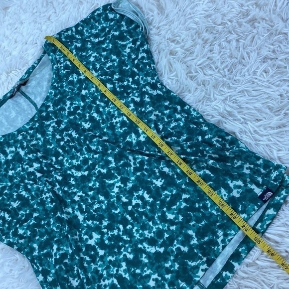 The North Face Tee - Picture 4 of 5